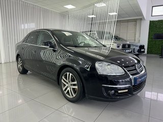 VOLKSWAGEN Jetta 2.0 TDI 140 Advance