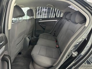 VOLKSWAGEN Jetta 2.0 TDI 140 Advance