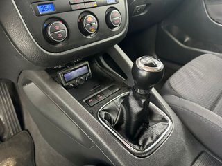VOLKSWAGEN Jetta 2.0 TDI 140 Advance