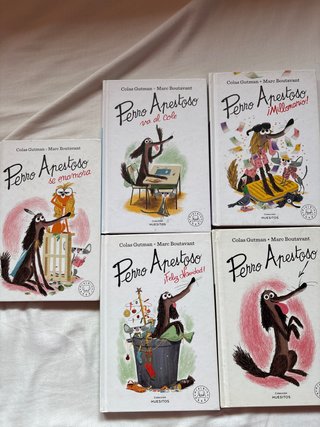 5 libros coleccion PERRO APESTOSO