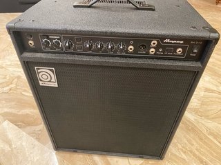 Ampeg BA-210 Amplificador Bajo
