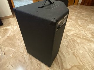 Ampeg BA-210 Amplificador Bajo