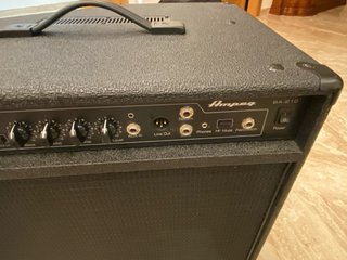 Ampeg BA-210 Amplificador Bajo