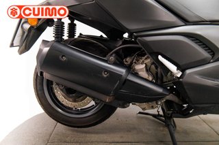 YAMAHA XMAX 300