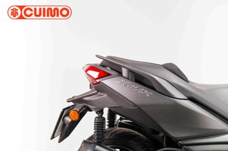 YAMAHA XMAX 300