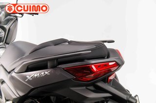 YAMAHA XMAX 300
