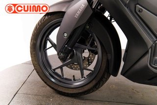 YAMAHA XMAX 300