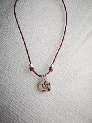 Collar cuero granate