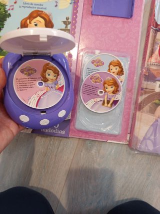 Lote libros la princesa Sofía+juguetes