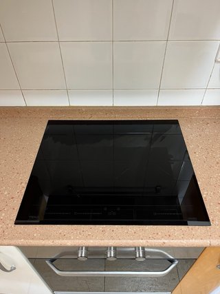 Placa de inducción TEKA negra