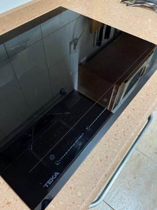 Placa de inducción TEKA negra