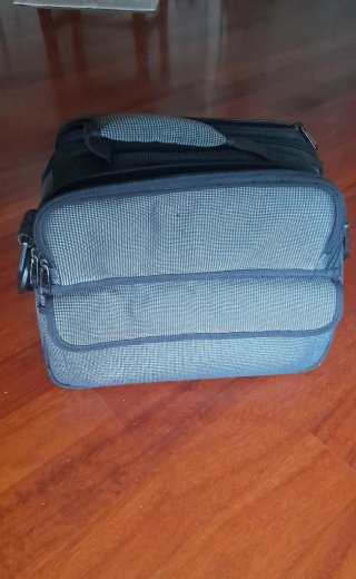 Borsa a tracolla antiurto per fotografia