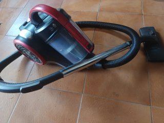 Polti Forzaspira C110 Plus.  800w sin bolsa roja y