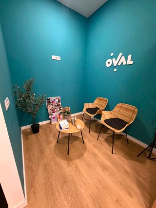 Mobiliario de oficina madera y metal