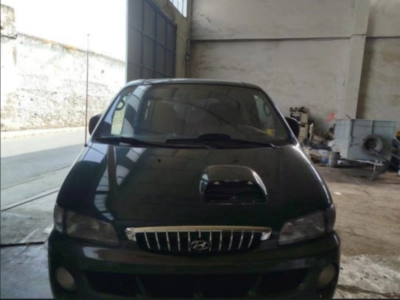 Hyundai H-1 1998 - foto 1