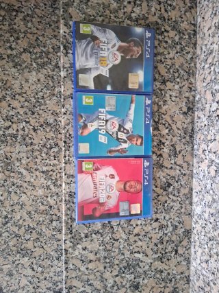 Lote 3 Juegos FIFA PS4 (18, 19, 20) están nuevos