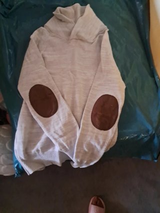 Lote Ropa Hombre: Jerséis y sudaderas.
