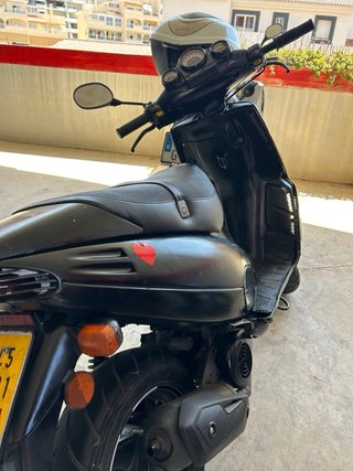 Moto Malaguti Negra