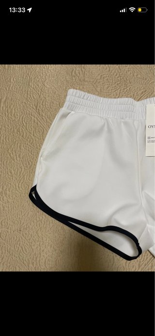 Shorts Oysho blancos
