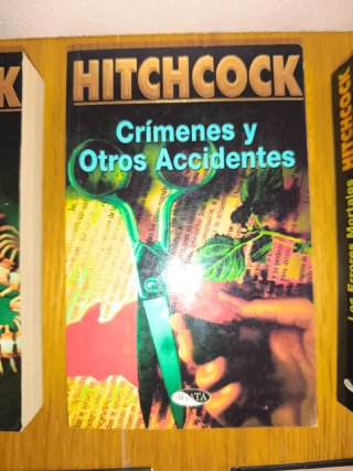 ​Lote Misterio: Agatha Christie y Hitchcock (5)