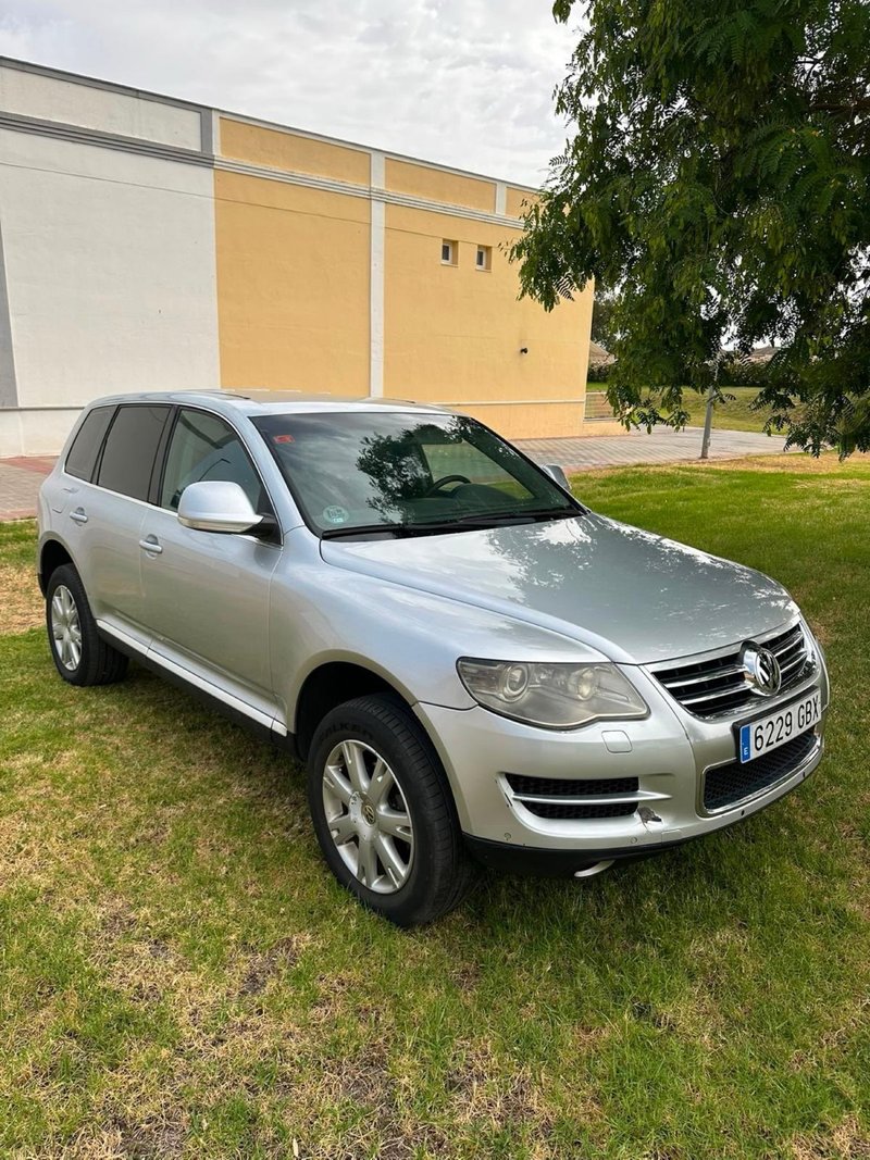 ✅Volkswagen Touareg 2.5 TDI 174cv año 2010 DSG - foto 1