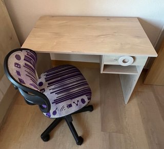 Escritorio juvenil madera con silla