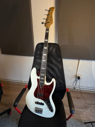 Bajo Sire Marcus Miller V7 S Blanco