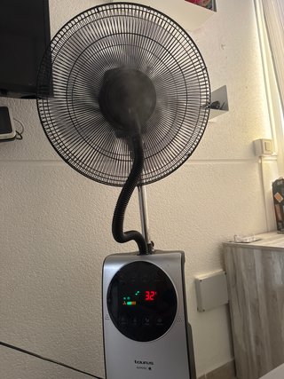 Ventilador Taurus con humidificador
