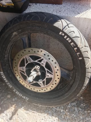 2 Ruedas Moto Buen Estado