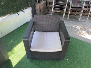 Conjunto Sofás Exterior Plástico Negro/Marrón