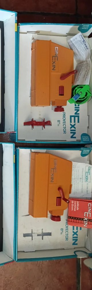 1 Proyector Cinexin Antiguo
