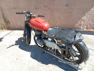 Montesa Brío 1958 .Arranca