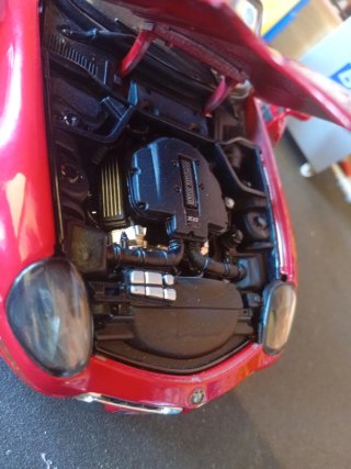 BMW Z8 Burago 1/18 Rojo