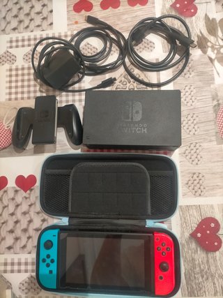 Nintendo Switch Azul y Rojo