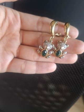 Pendientes Osito Clip Dorados con Piedra Verde