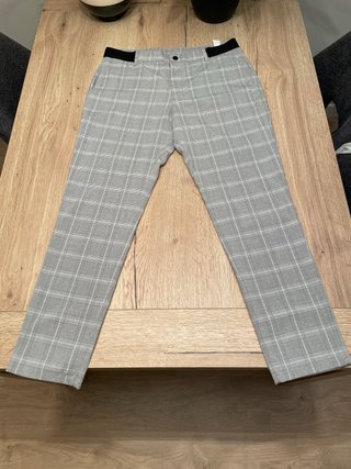 Pantalón de traje Bershka cuadros gris Talla L
