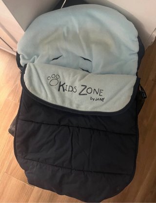 Silla coche bebé y saco invierno