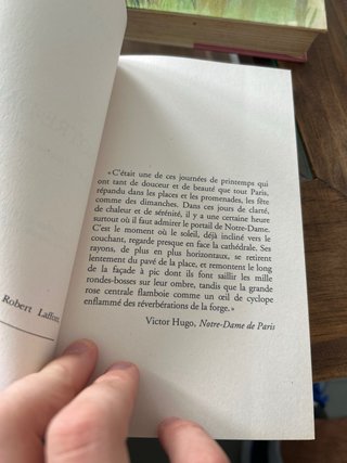 Libro lectura “Notre Dame” - KEN FOLLETT
