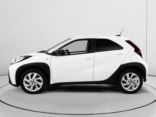 Toyota Aygo X Cross 1.0 VVT-I Undercover CVT 53 kW (72 CV)