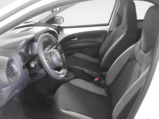 Toyota Aygo X Cross 1.0 VVT-I Undercover CVT 53 kW (72 CV)