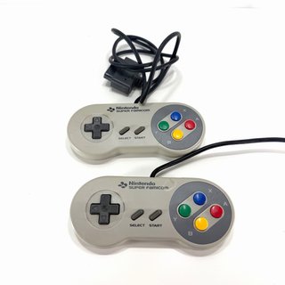 Nintendo Super Famicom Console + 2 Controller cavi