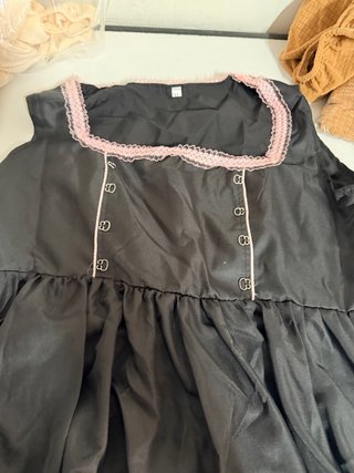 Vestido Oktoberfest Negro y Rosa