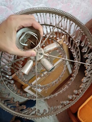 Lámpara colgante de cristal y metal