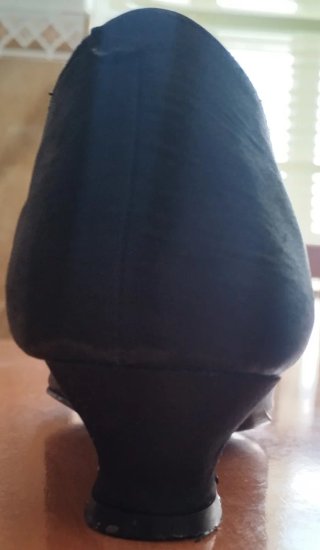Zapatos de raso tacón bajo. Ideal para fallera