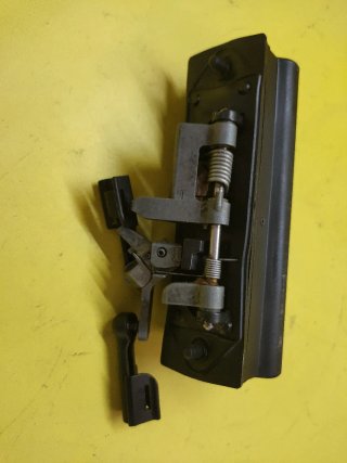 MANETA TIRADOR PUERTA MALETERO SEAT TOLEDO II