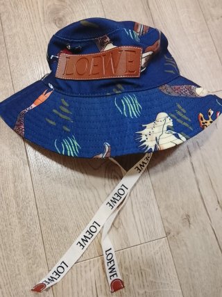 Gorro bucket Loewe