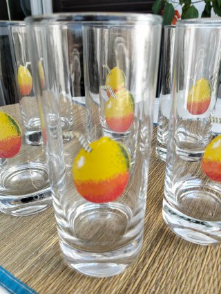 Set 9 Bicchieri Frutta Tropicale vuntage