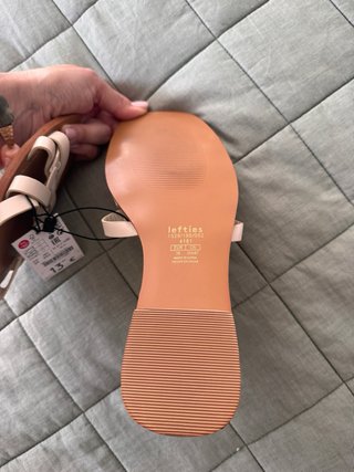 Sandalias planas Lefties beige talla 39