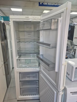 Nevera Siemens 1.85m x 60cm