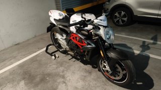 MV Agusta 800 brutale